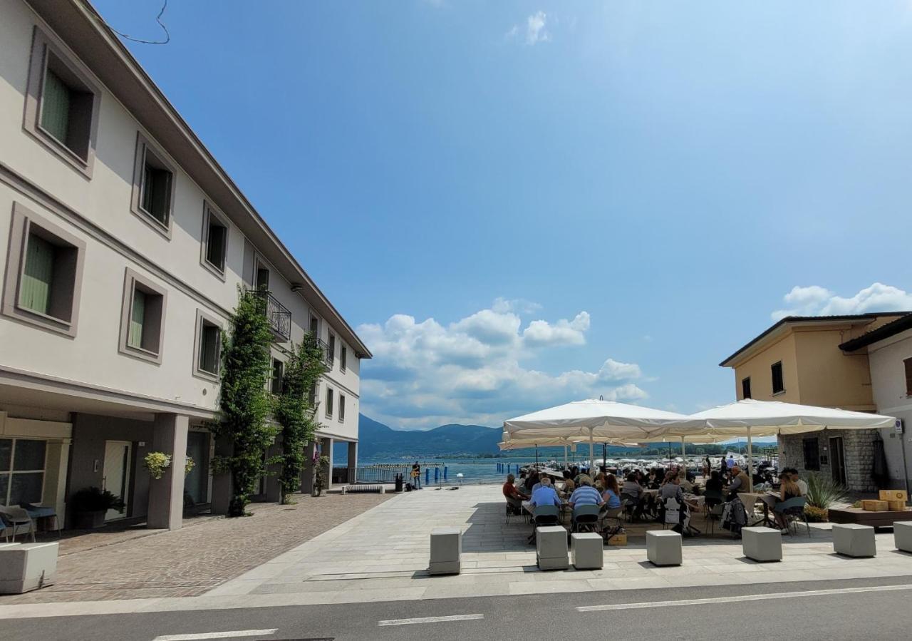 Light On Lake Iseo Clusane Exterior photo